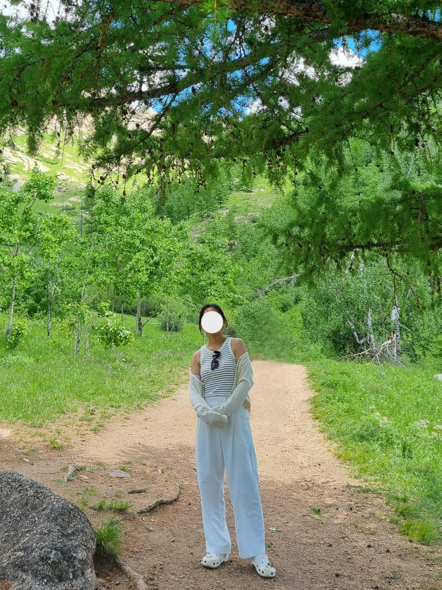 6월 몽골 옷차림_민소매