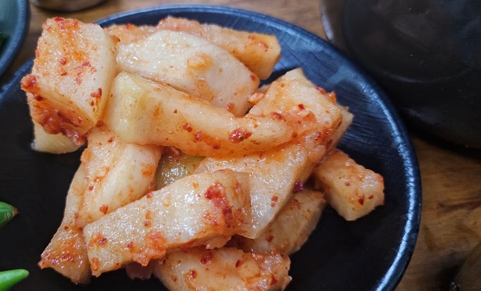 백암순대국 깍두기