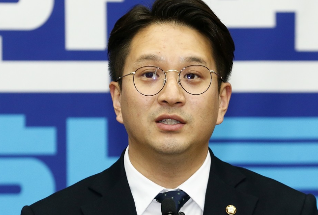 전용기 국회의원 정치 경력