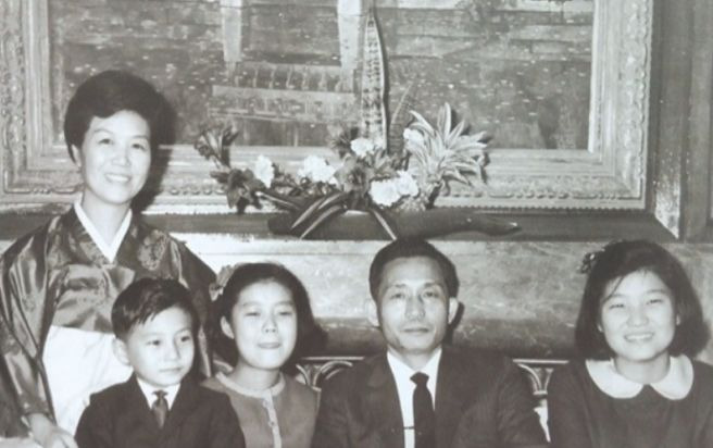 육영수 여사는 누가 쐈나?|문세광·경호원 오발설·사라진 총알 2발 의혹·암살자들 실화