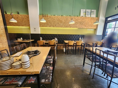 꼬&짱떡볶이내부