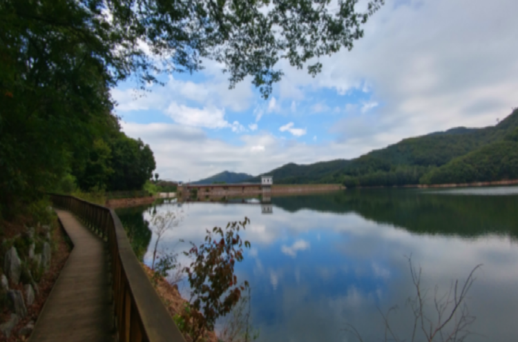 마장호수 출렁다리