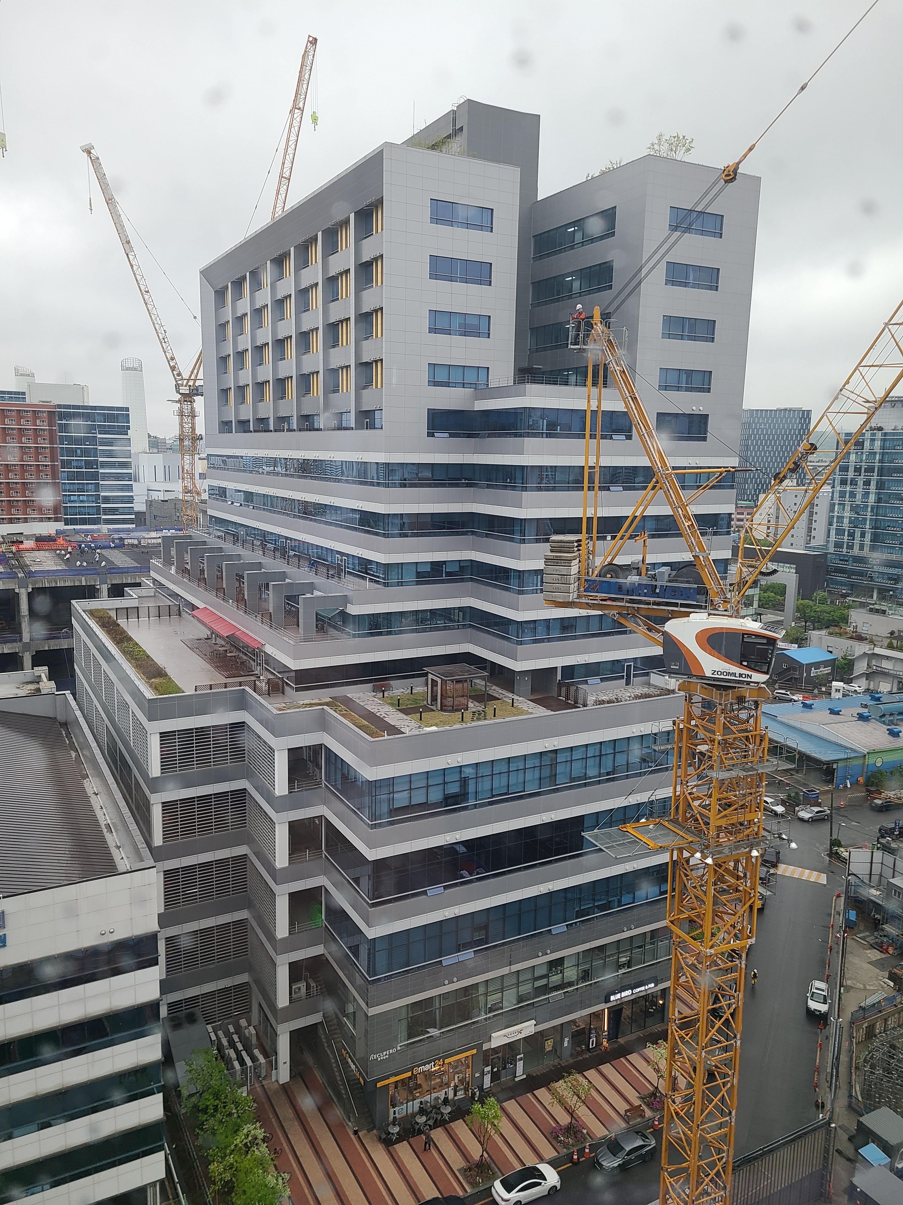 에이스하이테크시티 평촌 외관 및 주변환경2