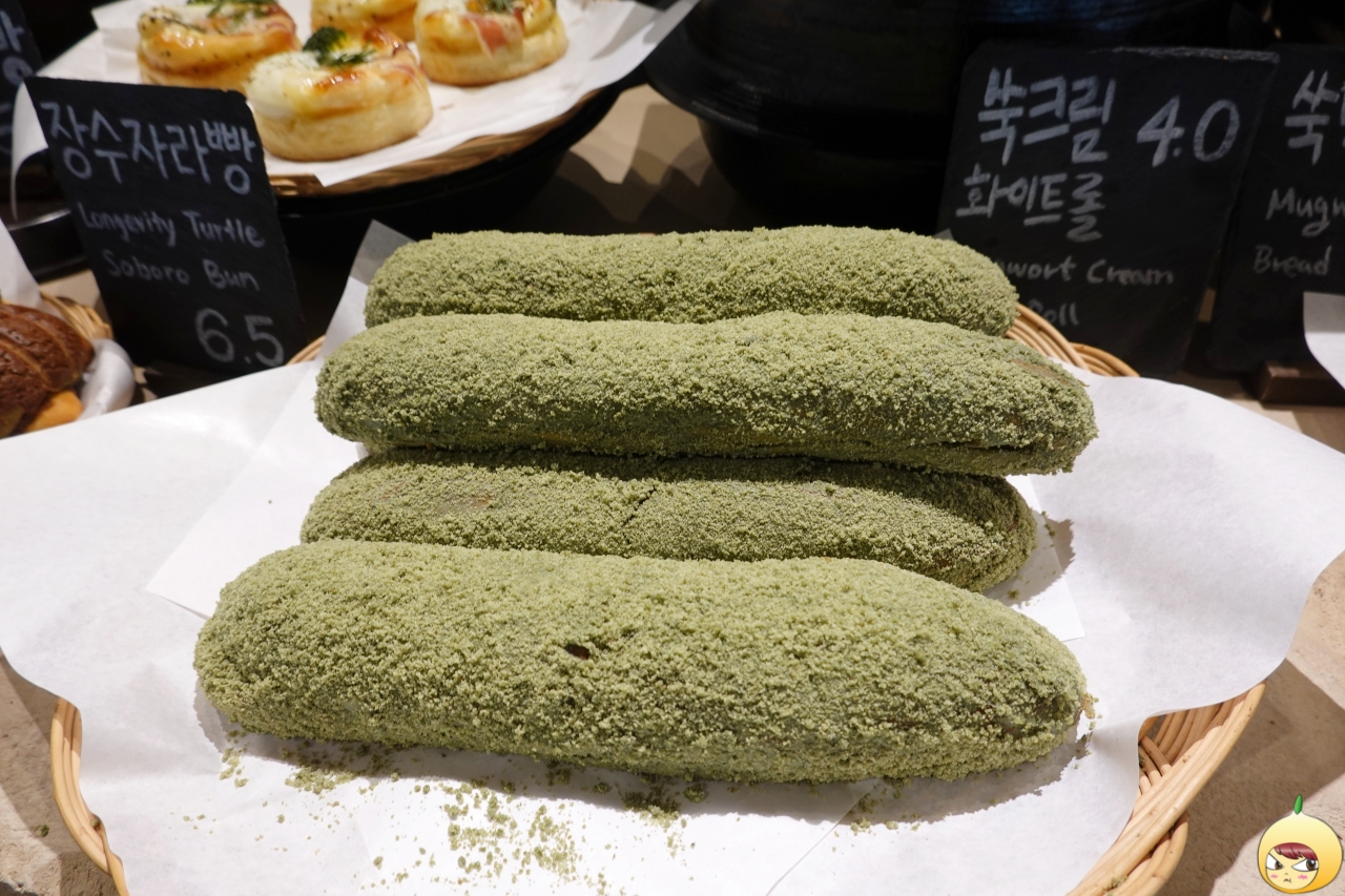 쑥크림화이트롤