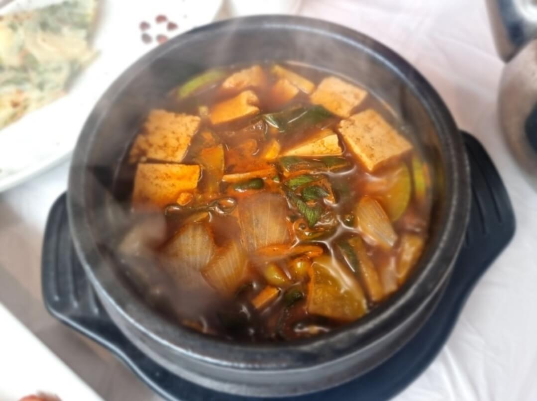 큐로 cc 근처 맛집