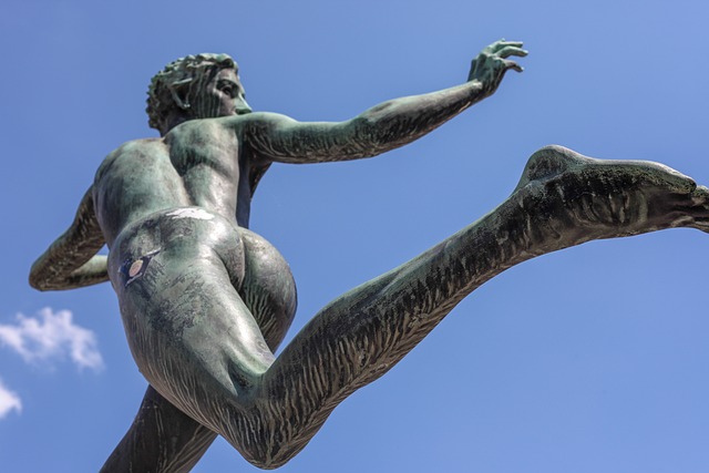 쫓기는 꿈 해몽 썸네일