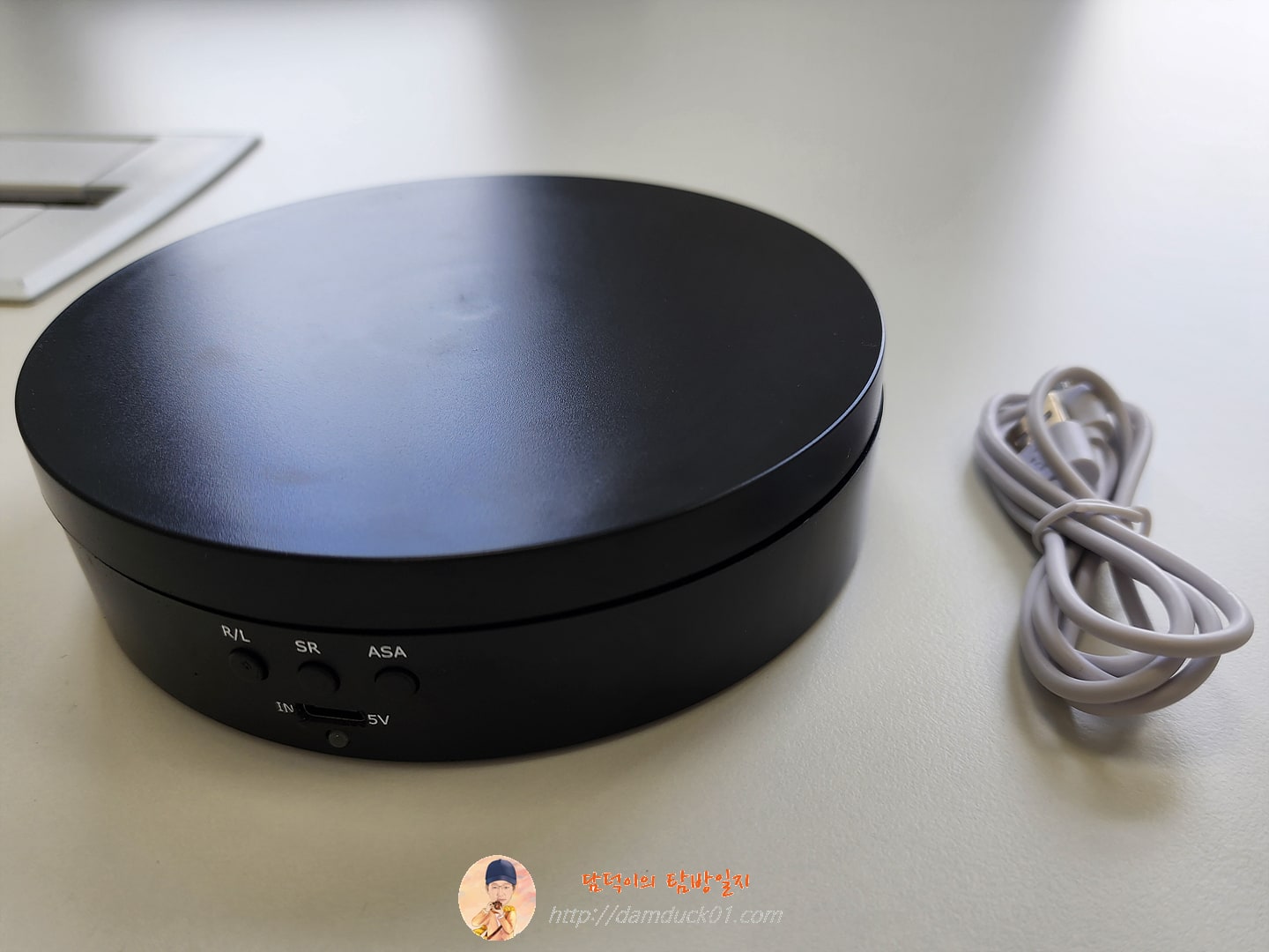 전동 회전 미러 디스플레이 스탠드, 360 도 턴테이블, 보석 거치대, USB 전원 공급 장치, 회전 촬영, 3 단계 속도