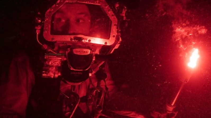 라스트 브레스(마지막숨결) 줄거리 결말 후기 리뷰(호평과 혹평) - 심해 구조 잠수부 영화다시보기추천