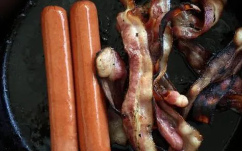 소시지 베이컨 사진