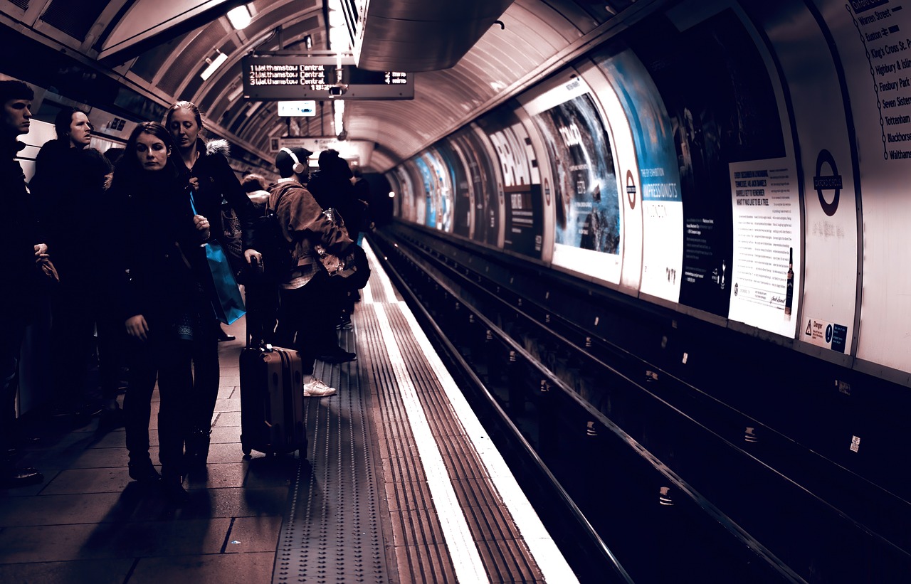 출퇴근길에 챙기는 건강 꿀팁 사진