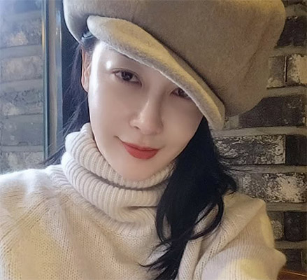 배우 김혜은
