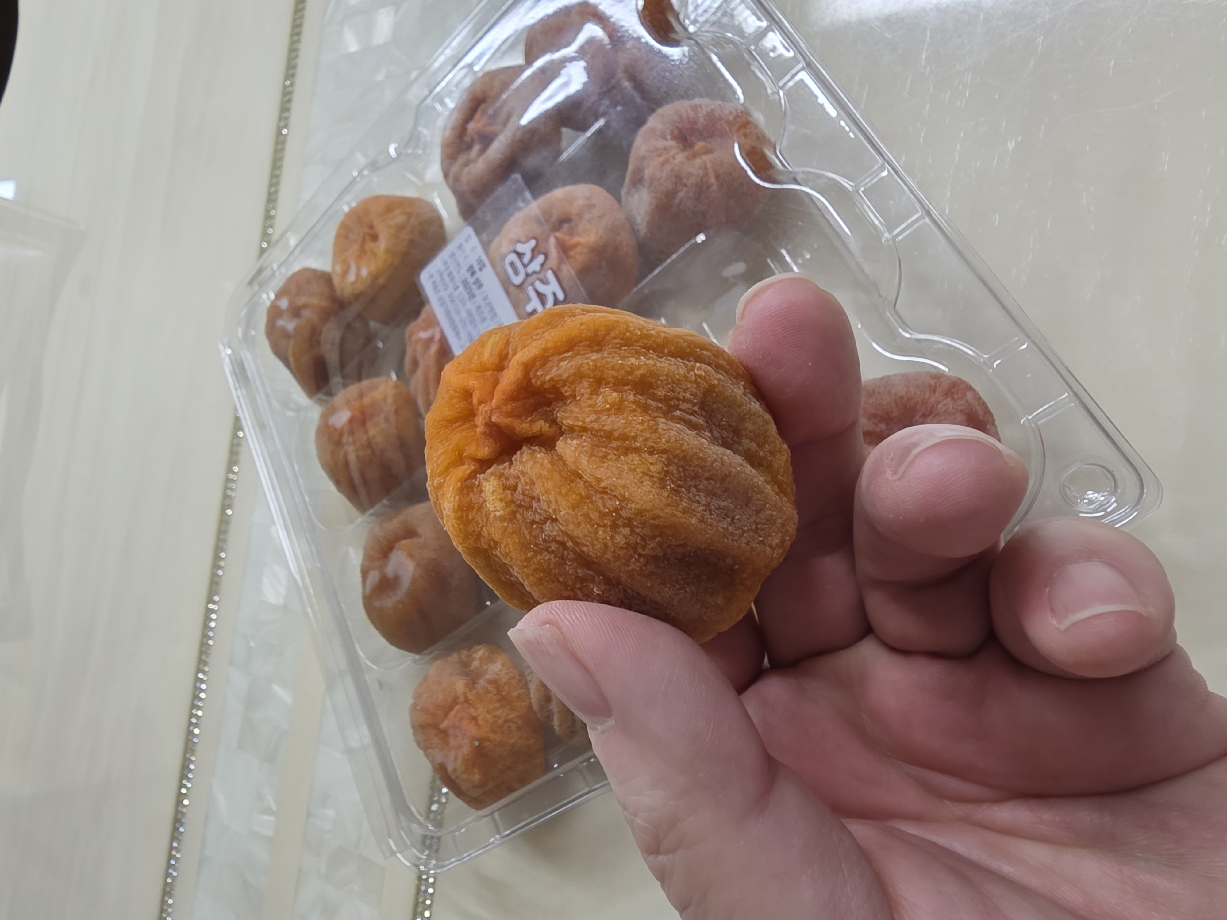 노브랜드 상주곶감 모양