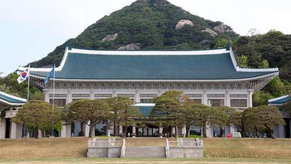 청와대 노사대화 지원: 삼성전자 총파업 위기! 정 긴급 개입하나? 노사 협상 결렬 이유와 향후 전망 분석