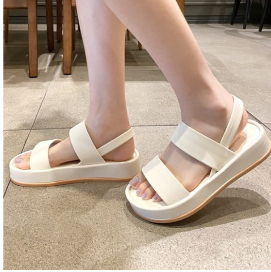 여름대비 슈콤마보니 샌들 추천 BEST 5- Aqua Sandal(ivory)