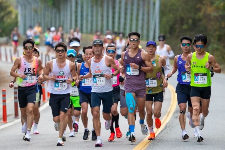 4월 전국 마라톤 대회 관련 사진