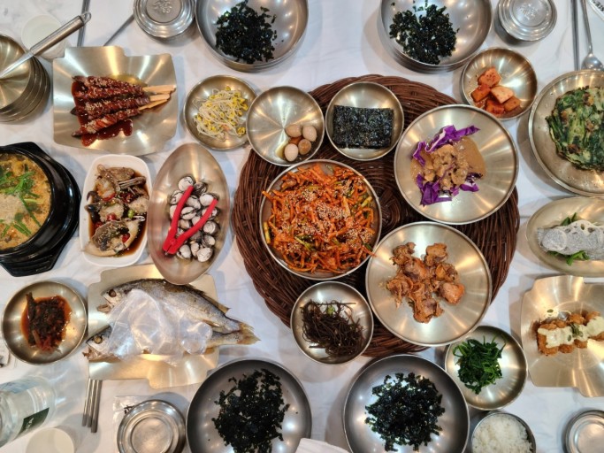 순천만 꼬막 정식 차림