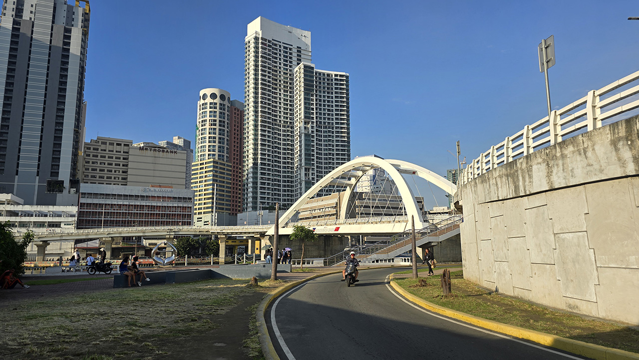 비논도-인트라무로스 다리