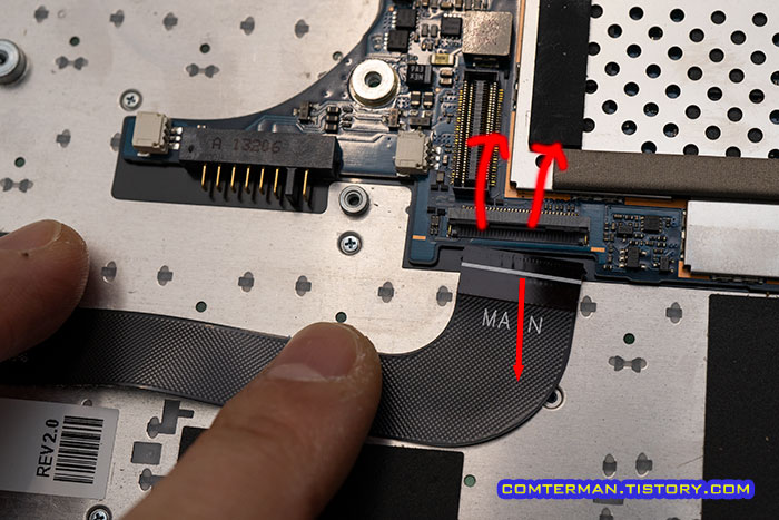 노트북 필름 케이블 분리