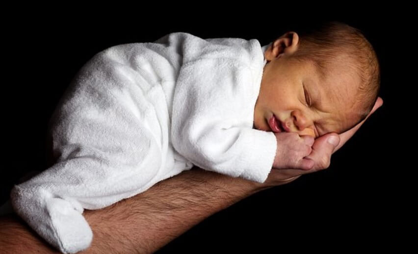 아기딸꾹질하는이유