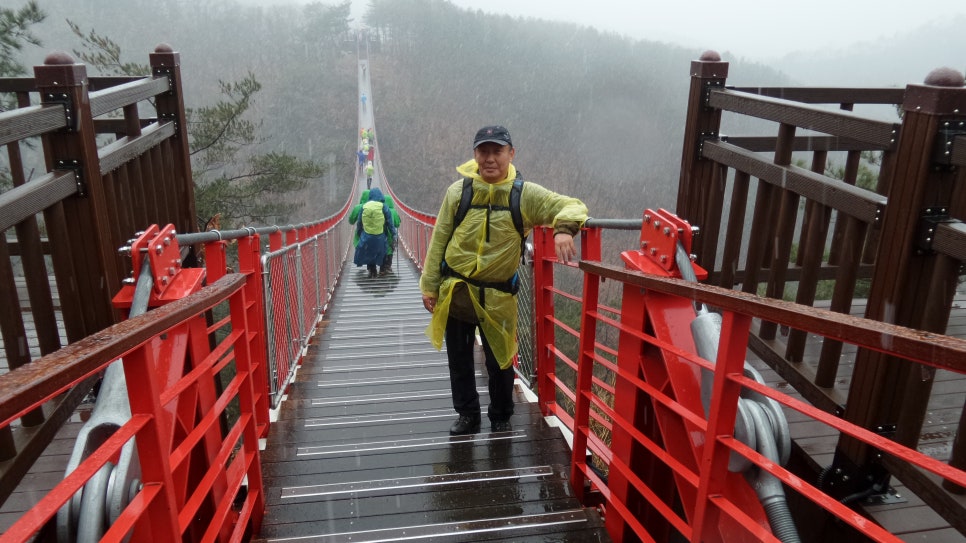 100대 명산 등산하기 여덟번째 파주 감악산(感岳山, 675m)은 경기 서북부를 대표하는 산