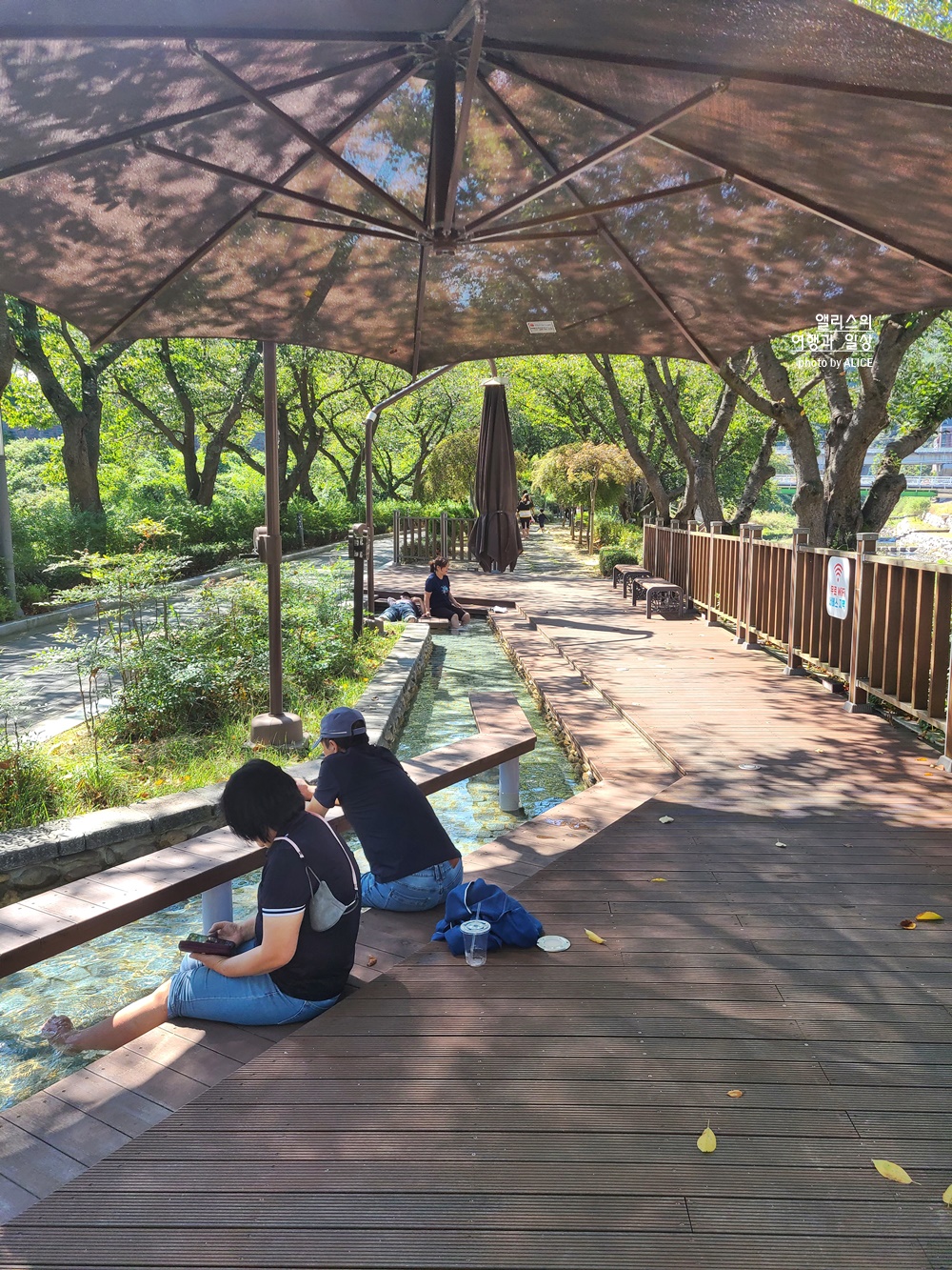 국내 온천여행 수안보 온천 즐기는 방법 네 가지 BEST 04 프라이빗 노천, 무료 족욕, 온천수 테라피 프로그램 포함