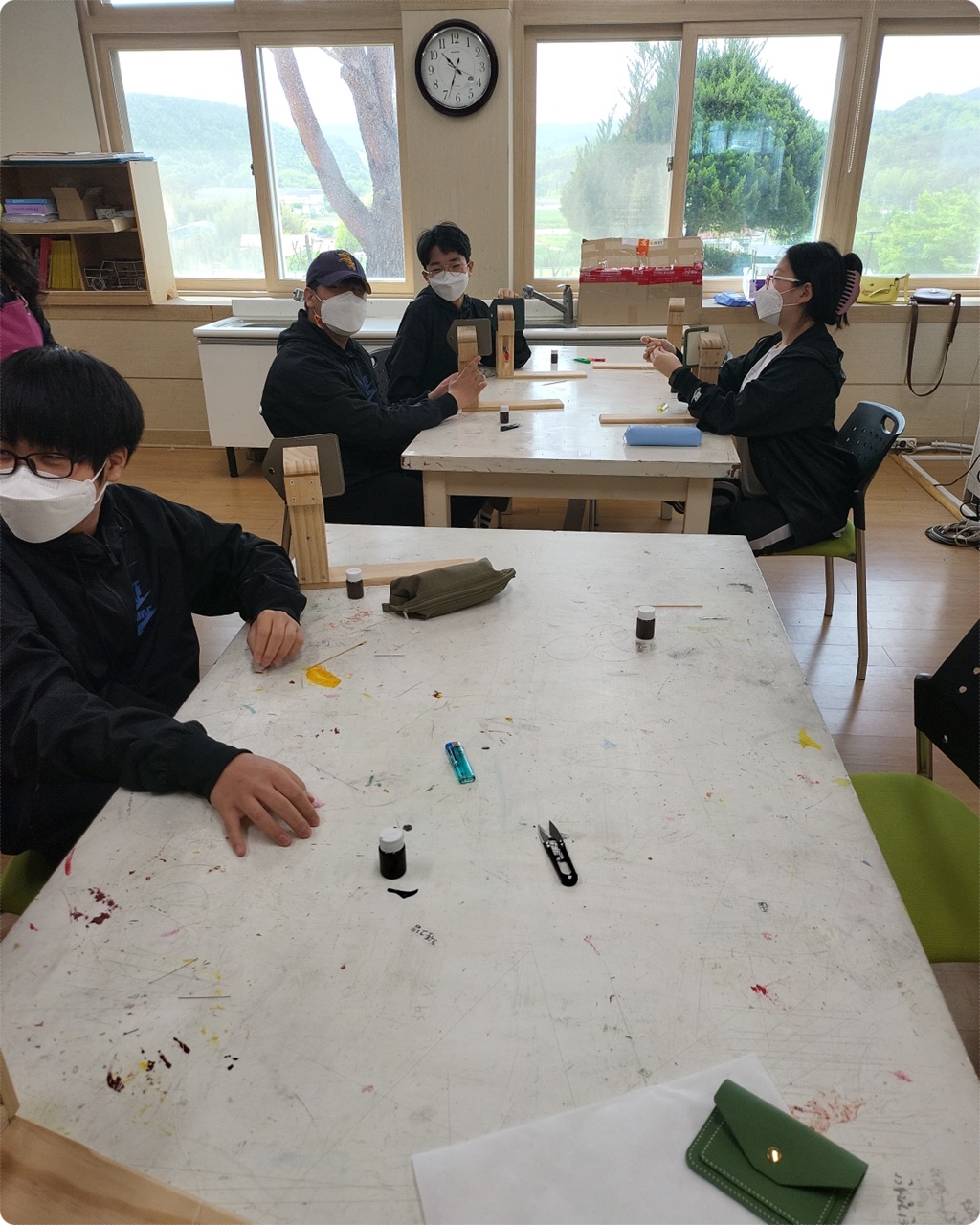 아이들이 수업준비중