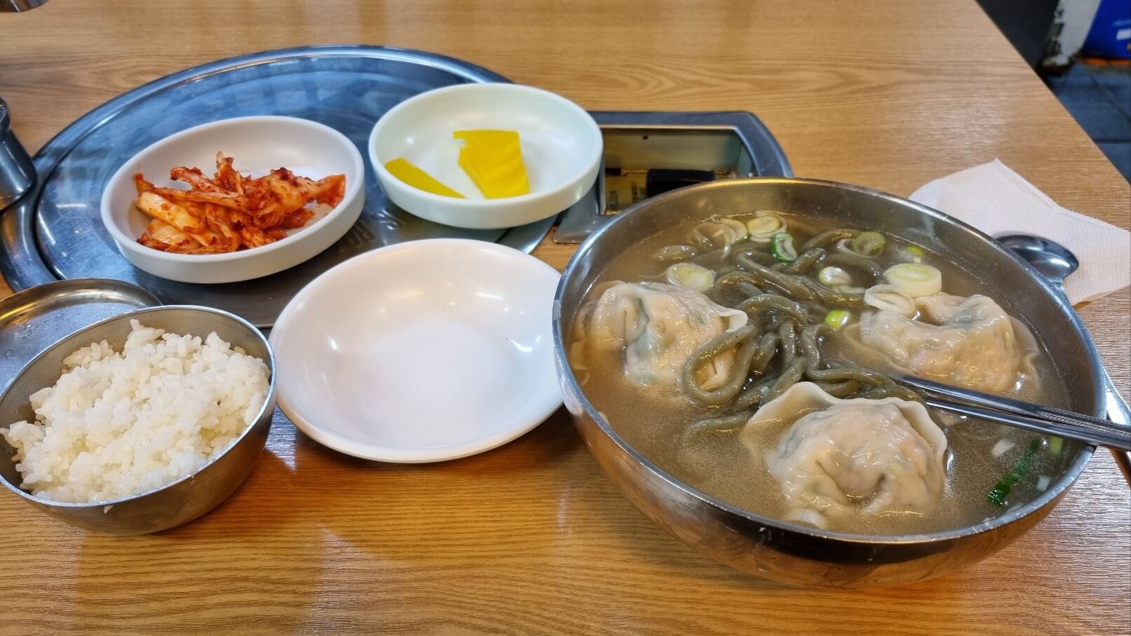 을지칼국수-칼국수-나온사진