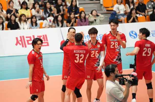 한국 남자배구 역전패 일본 감독