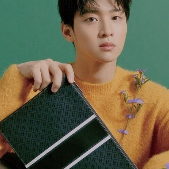 장동윤 화보