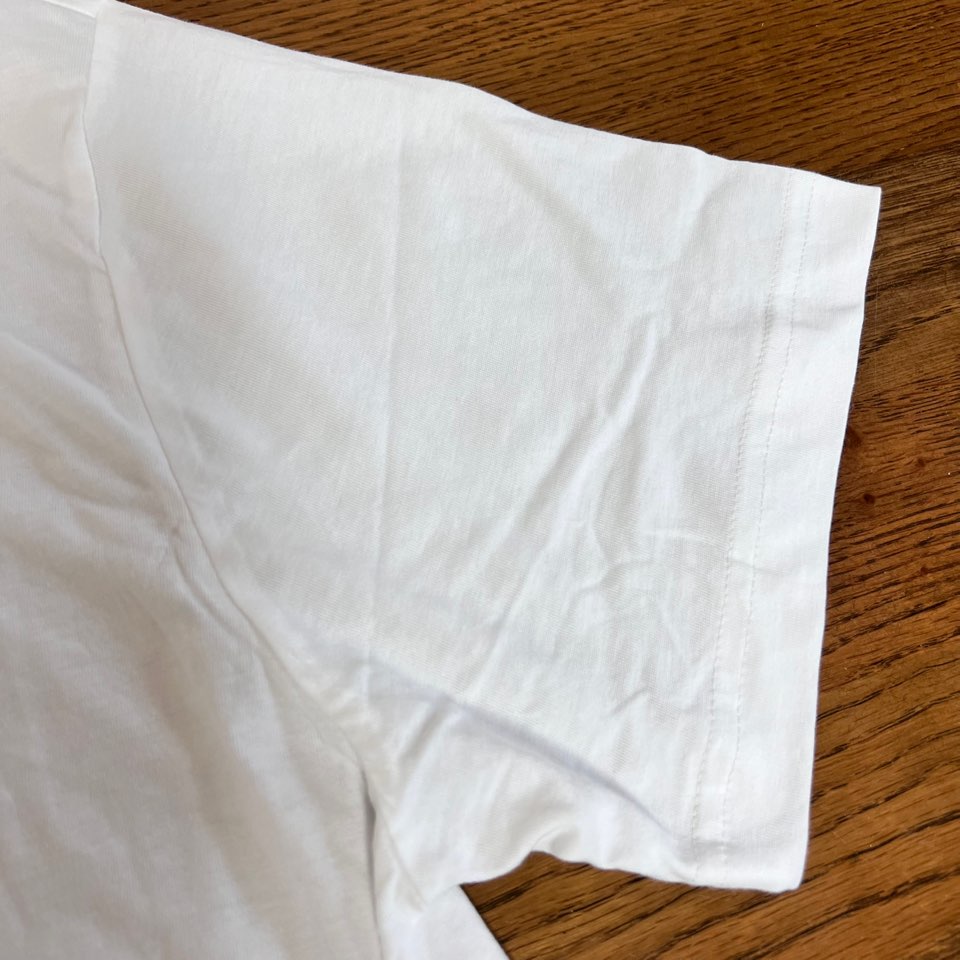 코튼 100% 라운드넥 티셔츠 비교 상세사진 