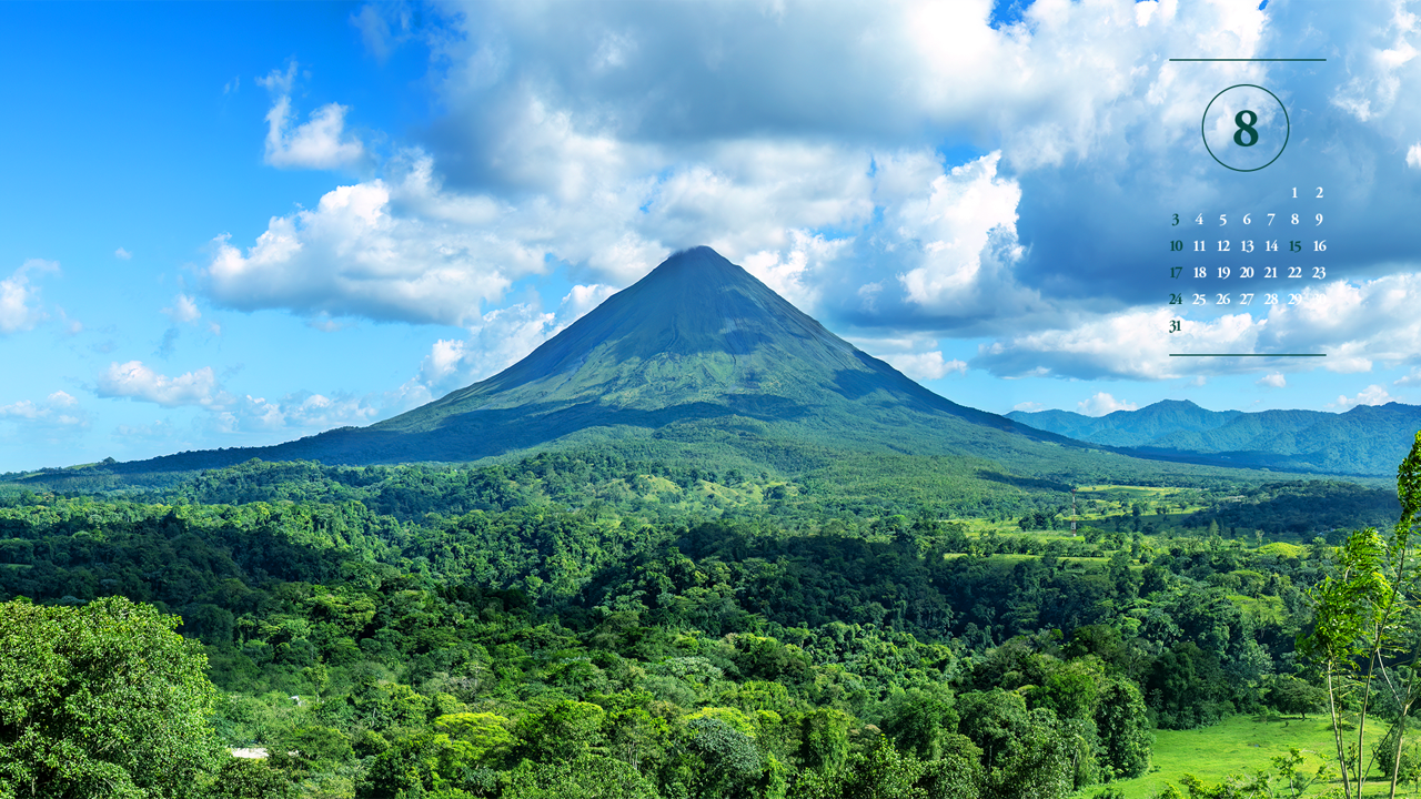 02 아레날화산과 울창한 숲 A - 2025년8월 노트북배경화면