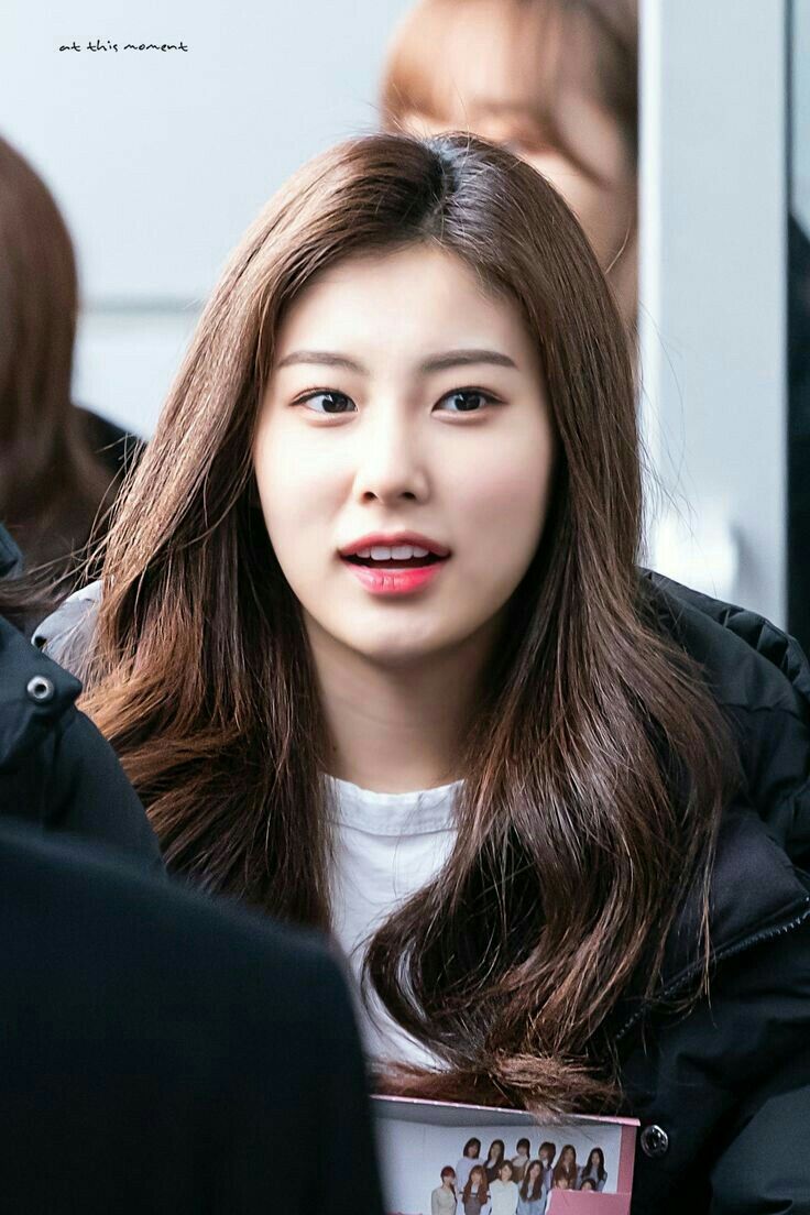 아이즈원 강혜원 몸매 키 아이즈원 강혜원 몸매 키