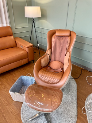 세라젬-파우제-안마의자-M2-브라운-색상