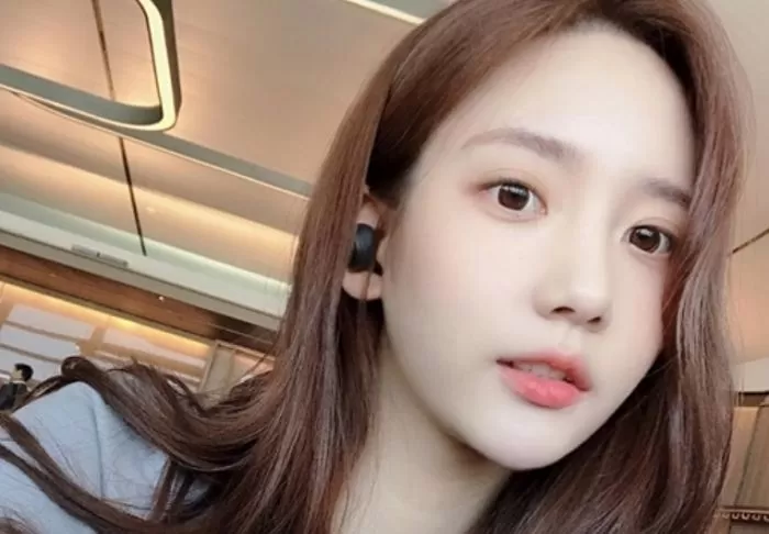 Instagram 'hxxsxxhee'