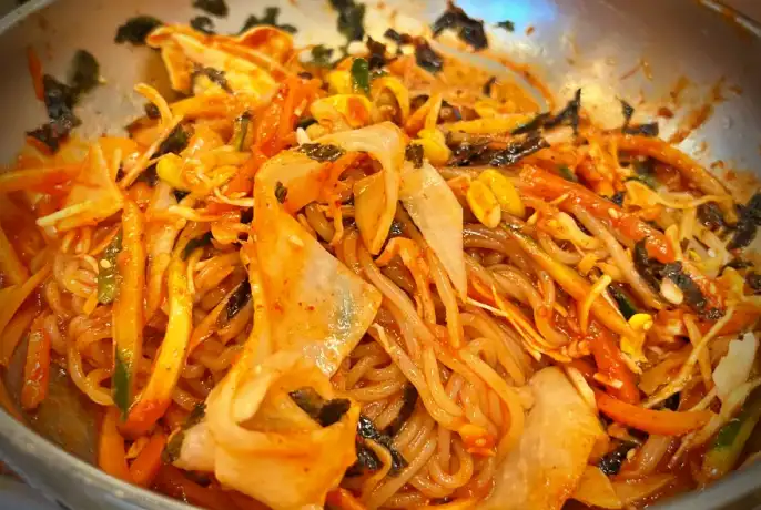 쫄면 사진 입니다.