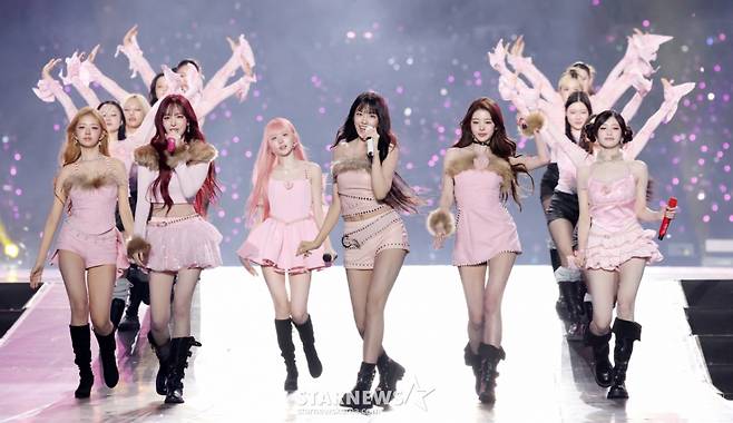 시크함과 카리스마의 조화