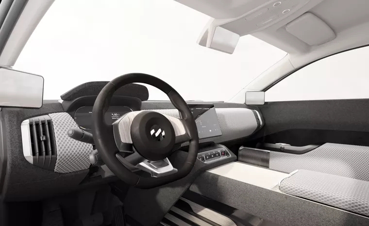 태양광으로 달리는 전기차 - 라이트이어 0