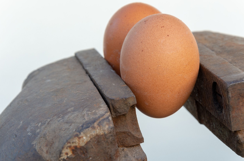 전립선 비대증은 주로 노화에 따라 전립선이 커지면서 발생하는 남성의 생리적인 변화 중 하나이다