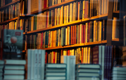 로컬 서점의 생존법 &ndash; 책을 파는 공간에서 머무는 공간으로