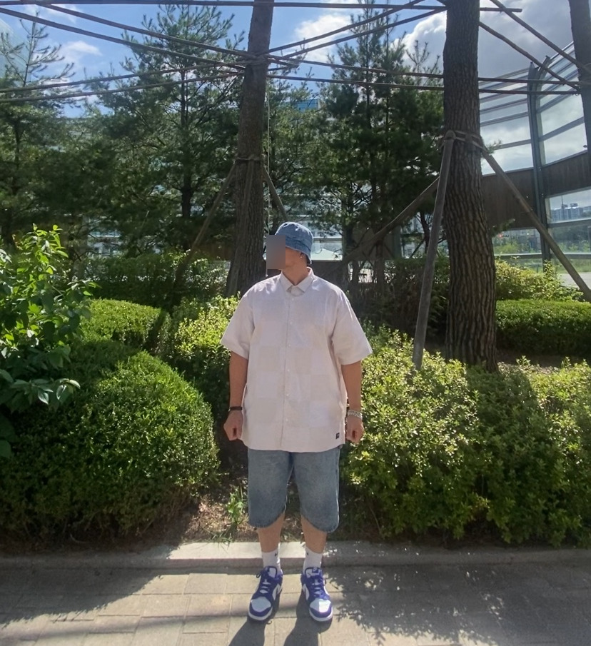 데일리룩('26. 7. 27.)루오에스펙 빈티지 버킷햇 벙거지, 반스 케슬러 체커보드 우븐 반소매셔츠, 디미트리블랙 버뮤다 데님팬츠, 나이키양말, 나이키 덩크 로우 레트로 콩코드