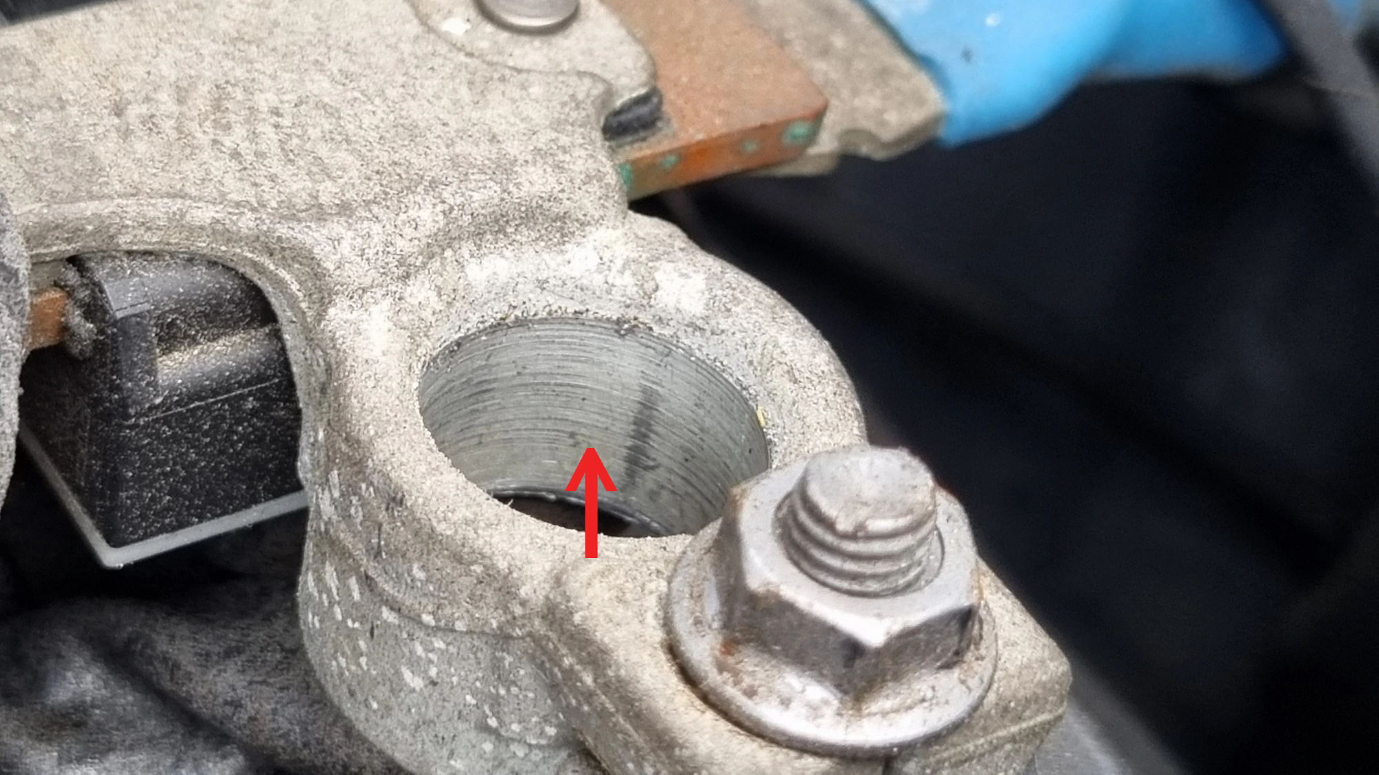 배터리 단자 접촉면