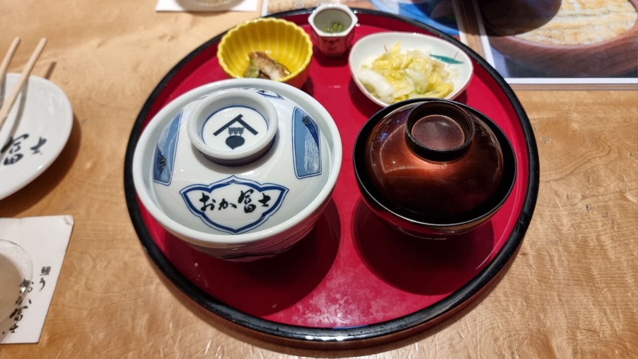 우니기동