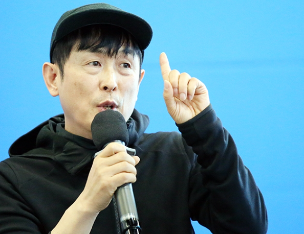 윤명선 작곡가