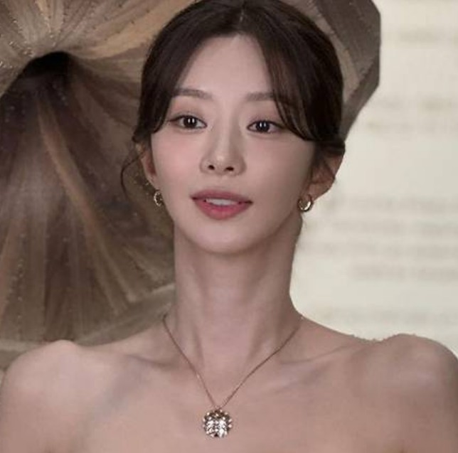 배우 이주빈 성형논란