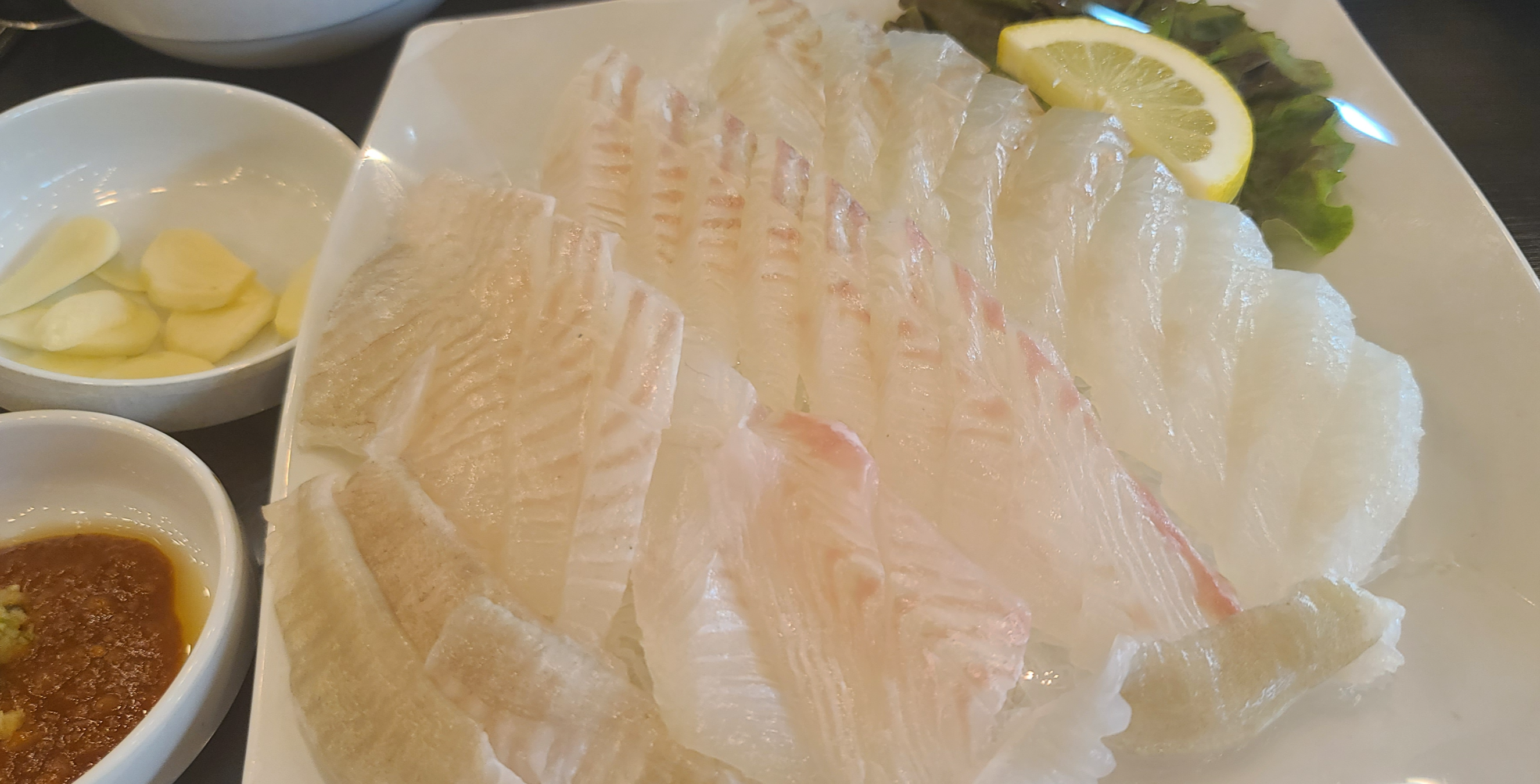 성남맛집 회맛집 은행동맛집 청춘종합어시장 을지대맛집 신선한회 셀프바 물회 광어회