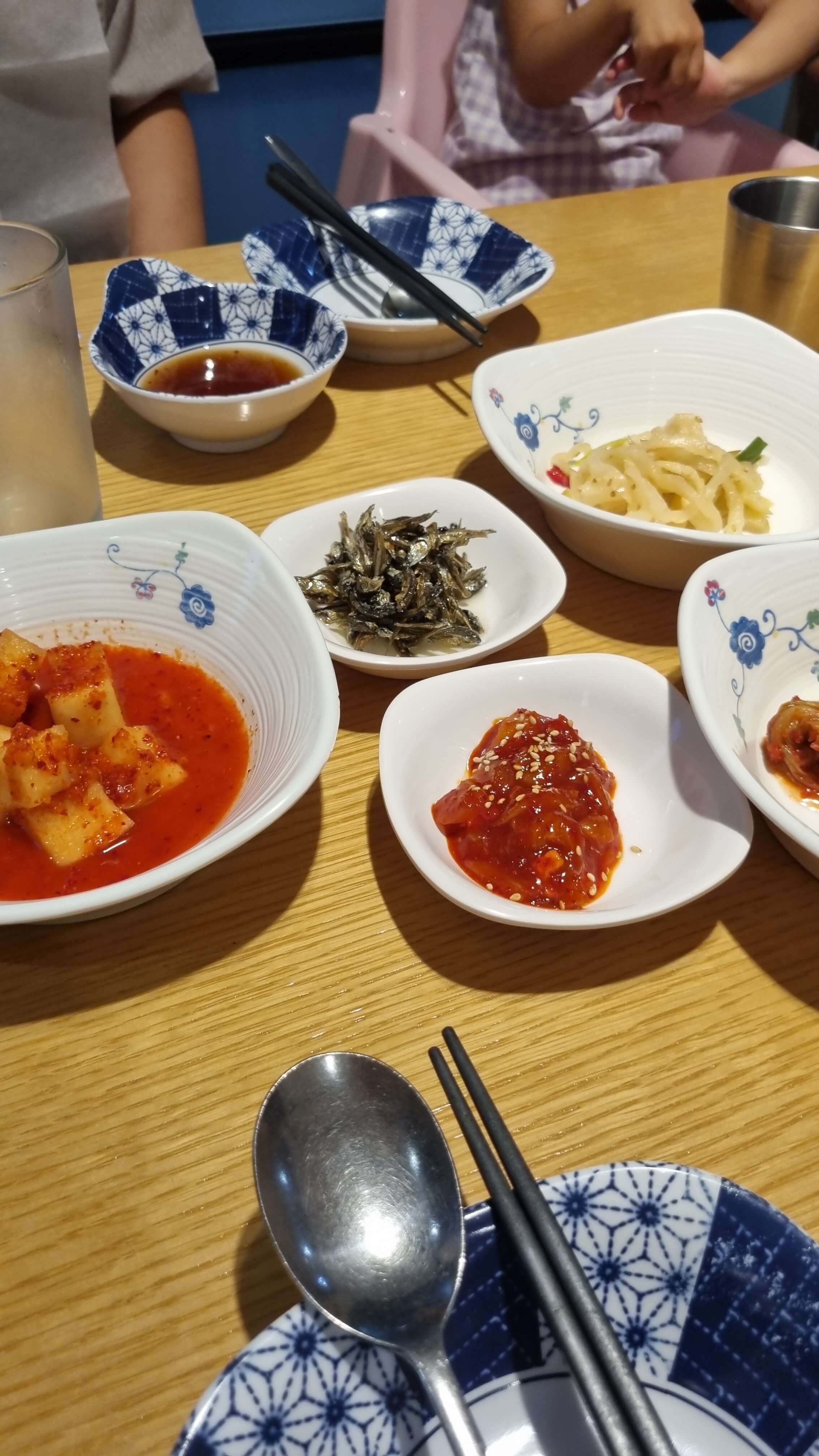 기본 밑반찬 구성-사진