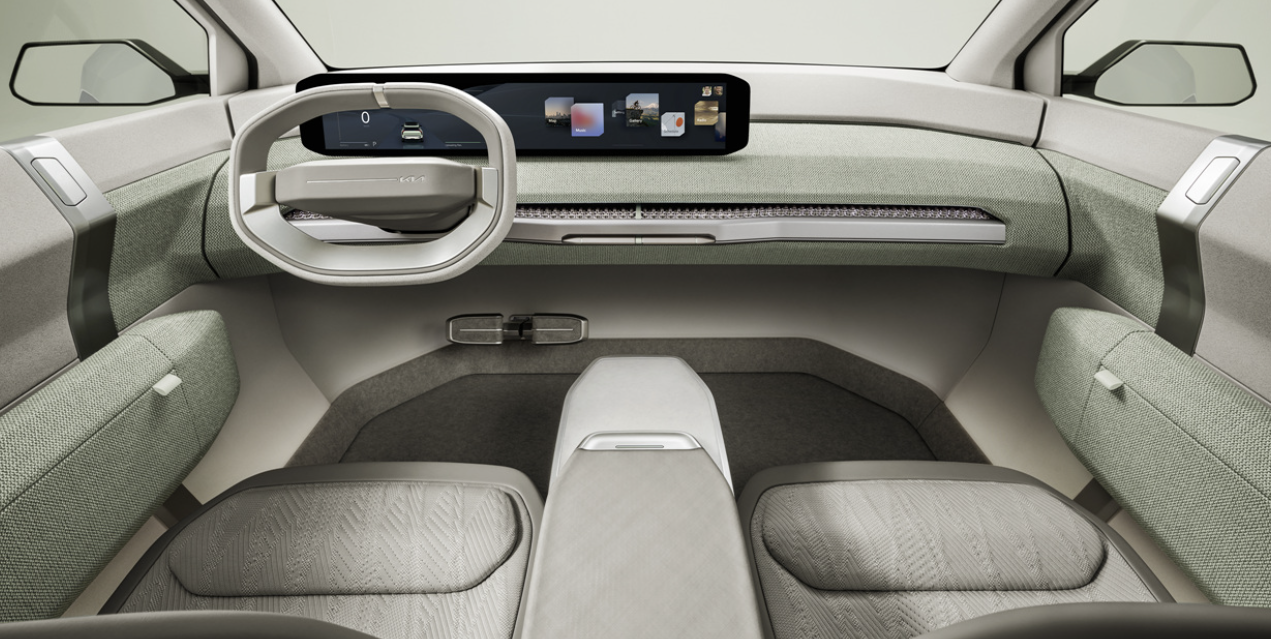 EV3&#44; 내부(출처 : 공식사이트)