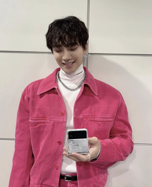 이준호 프로필 배우 드라마 가수 여자친구 작품활동 화보 캐셔로 사진
