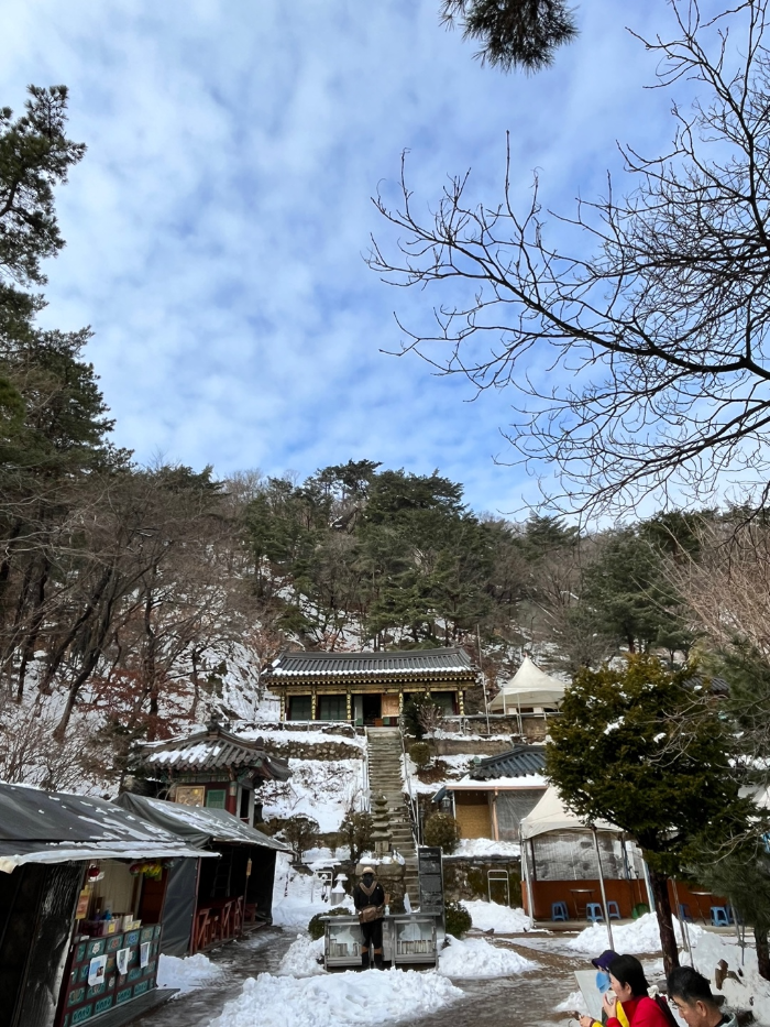 영취사 내 이정표 2