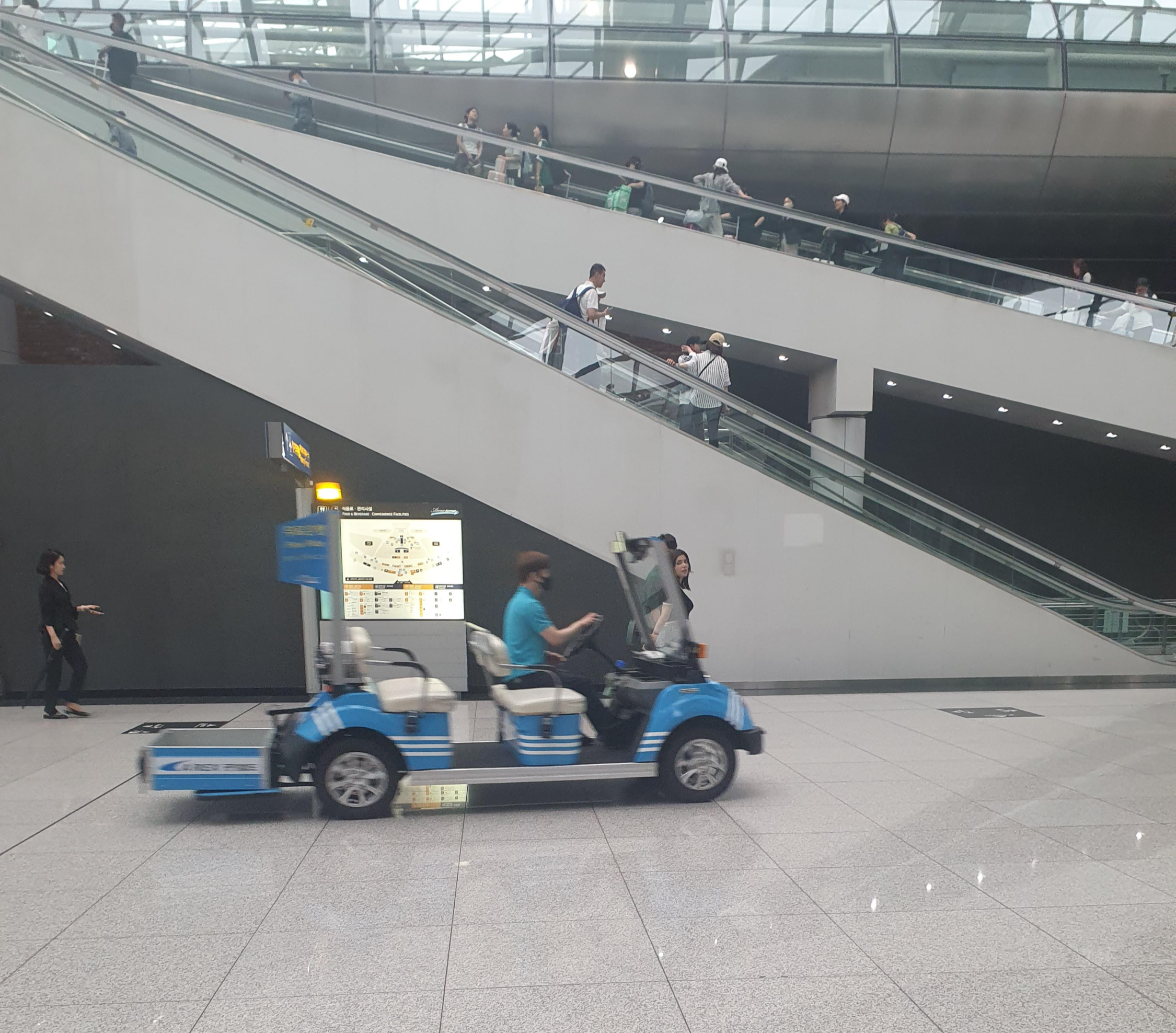 인천공항 내부
